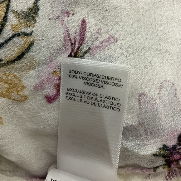 Lucky Brand Floral Peplum Blouse Flutter Sleeve V Neck Size L - Picture 5 of 5